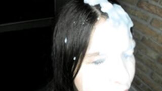 Bigbunnyass pops cum balloon on face