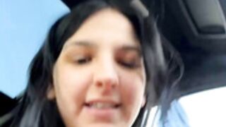 DoriDeluxe66 OMG Fingering Pussy On The Road Outside