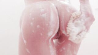 MissMolly Shower Dildo Fuck