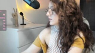 victoriaw__2024-11-30_23-03-22_371