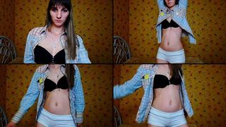 MissCutieX laying around looking sexy showing her ass & pretty pussy in free cam recording 2017-05-14 185256