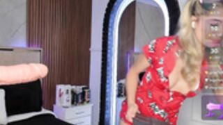 emilyhendrix__2024-12-11_02-46-30_117