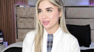 emilyhendrix__2024-12-12_10-21-20_202