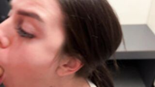 therealemalee gym facial cumwalk