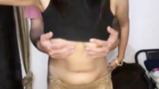 Hot@Indian@couple nude tease saree