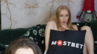 anabel054 2024-12-22 02_38-two-blonde-chicks-masturbate