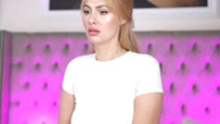 adelineking_2024-12-12_04-33-47_948