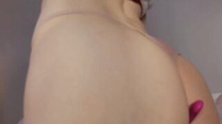 leahsthetics 2024_12_21- 1