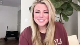 xstellabeex talk and singing