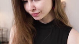 Refined_style lesbian