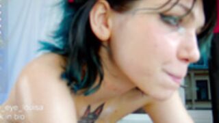 blue_eye_twinkle 2024-07-01 02 naked teasing