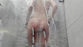 Rocksalana shower