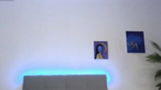 small_blondee hot red