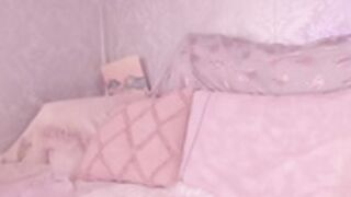 Beautiful Kemii tease you