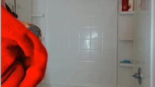 laralou shower cum recording 6-27-17