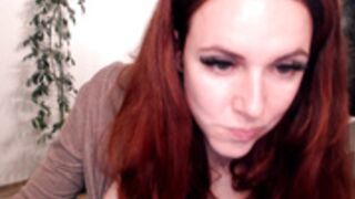 German redhead devilishwendy pregnant tits & ass