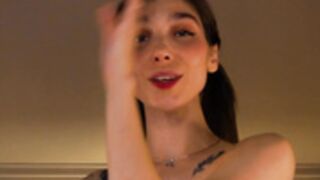 Rich_Roxy Big Natural Tits 2