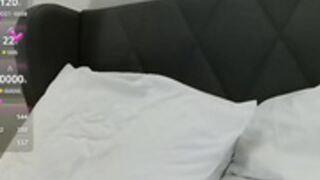 CB - theellenshow 74