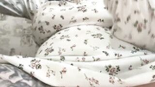 Wonderful mommydimitrescu