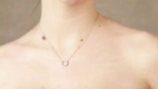 philippadelmore boob bounce