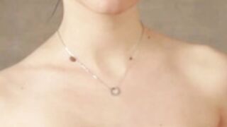 philippadelmore boob bounce