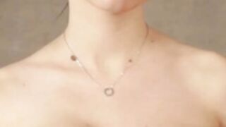 philippadelmore boob bounce