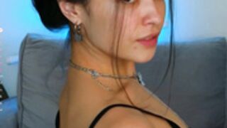 a_p_p_l_e 2025-01-04 11#32-004