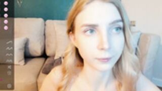 oh_honey_ suck dildo