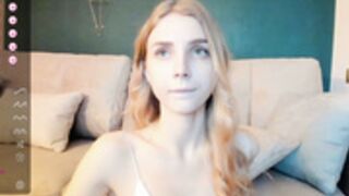 oh_honey_ suck dildo
