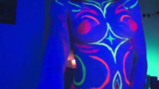 okily_dokily paint body show