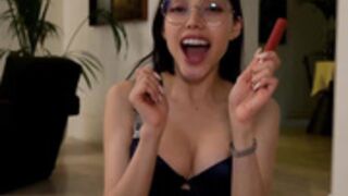 Ruth Lee Sloppy Blowjob with Facial