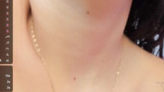 Ania_sweet makes her pussy gush 1.11,25