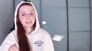 that giggles 0402