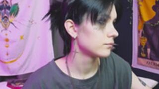 hyeon_jin_ (VI cos but just letters in her face)