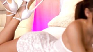 CB - ava_heath 1h01