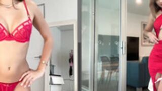 aussies never nude camgirl,stop tip
