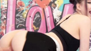 vanessa_love public
