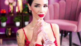 Theayanna (dildo blowjob)