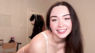Jocelyynn 4