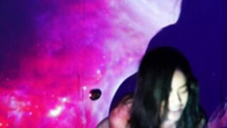 Everlenn hot girl naked posing