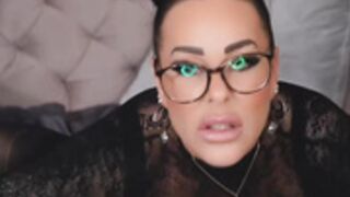 Hotmilfbitch squirt 8