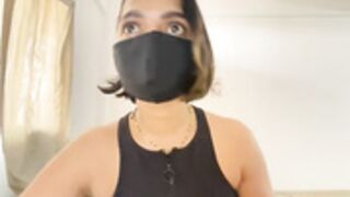 hot girls show boobs on liv cam