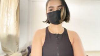 hot girls show boobs on liv cam