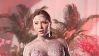 Kittycaitlin Blue Paint Show