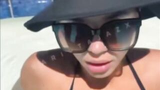 Baristajazx pool blowjob