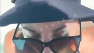 Baristajazx pool blowjob