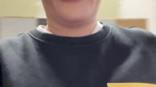 hyper sexy french milf