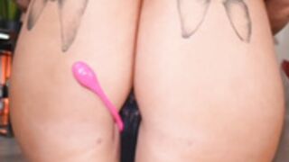 Hotmilfbitch squirt 13