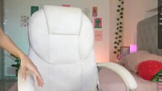 Mila_1 anal ride
