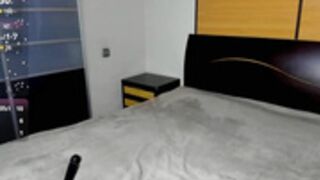 Middle eastern arabic babe habibi_moon domi tease pussy